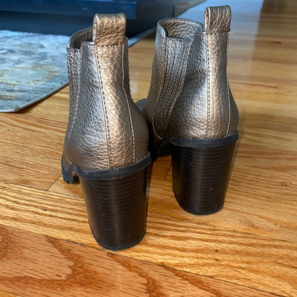 Metallic booties - Picture 2 of 3